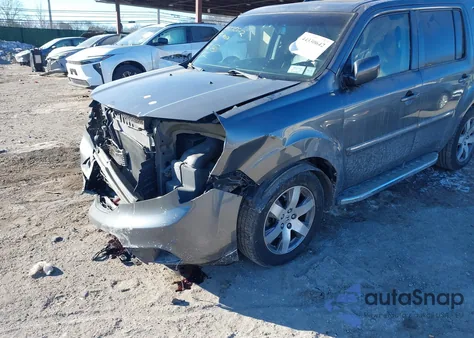 2013 Honda Pilot Touring z USA, uszkodzony, nr VIN 5FNYF4H96DB036066